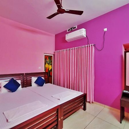 Oshin Home Stay Kochi Buitenkant foto